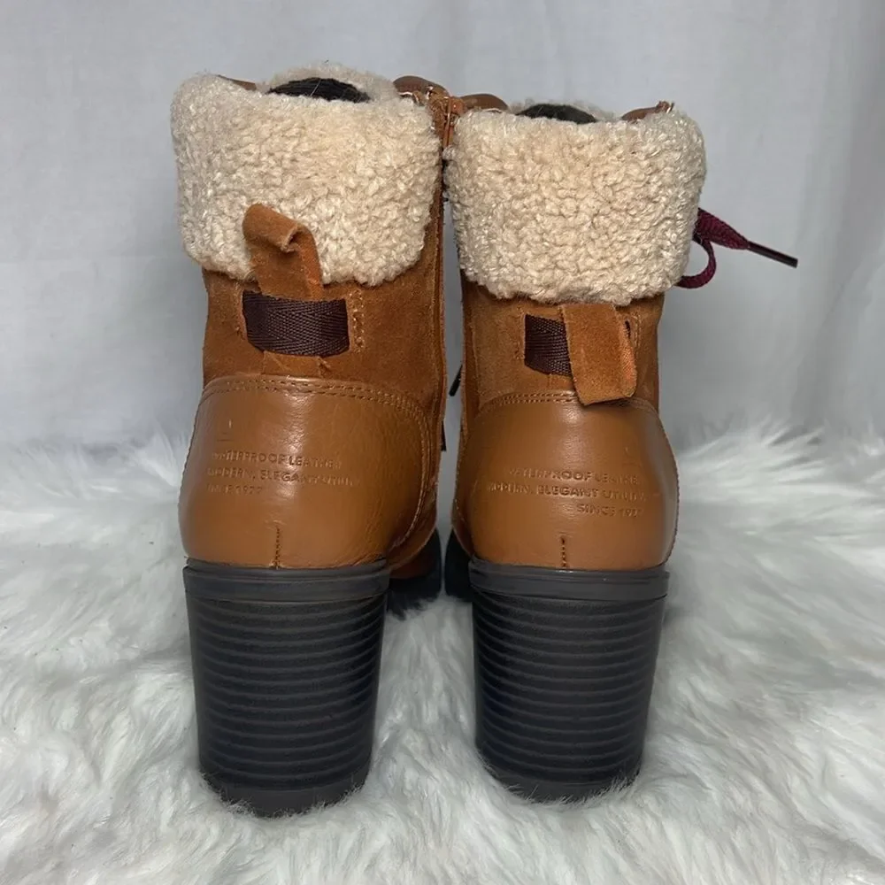 Naturalizer Myla NWOT Lug Sole Brown/Grey Leather Lined Lace Up Booties‎ Sz 6